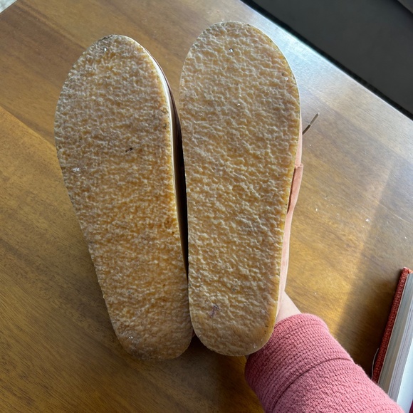 Bryr Clogs with Kilt - Picture 4 of 5